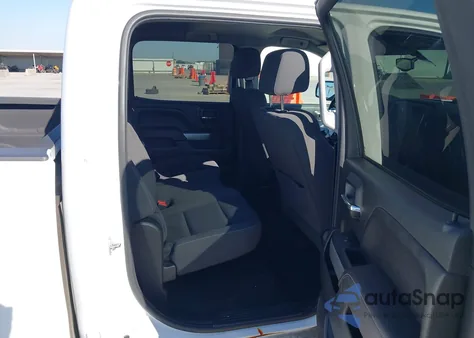 2017 Chevrolet Silverado 1500 2Lt z USA, uszkodzony, nr VIN 3GCUKREC4HG187043